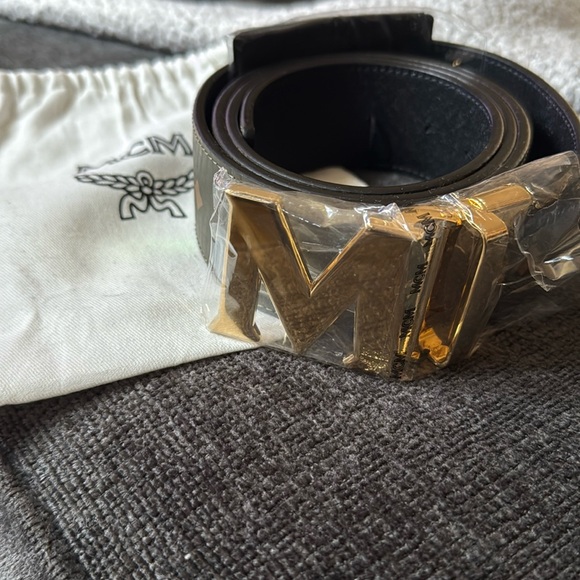 green mcm belt